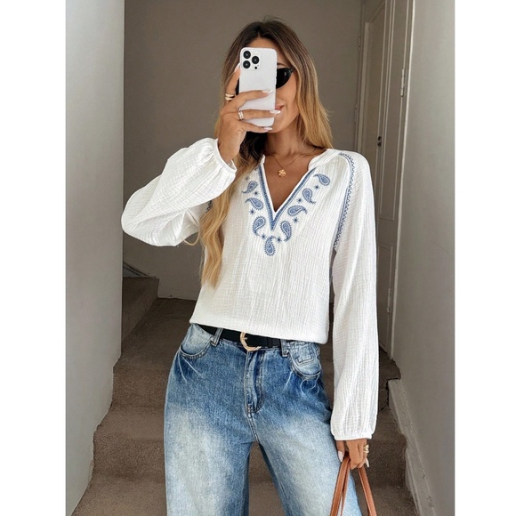 100% Cotton Embroidered White Long Sleeve Shirt V-Neck - Picture 9 of 14